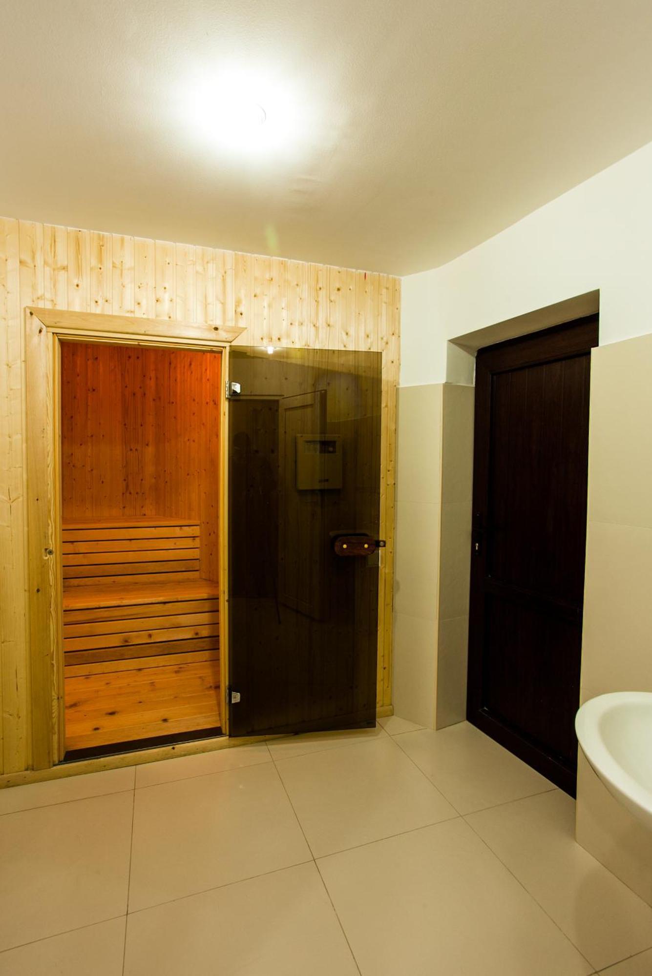 Crystal Hill Resort Bakuriani Bagian luar foto