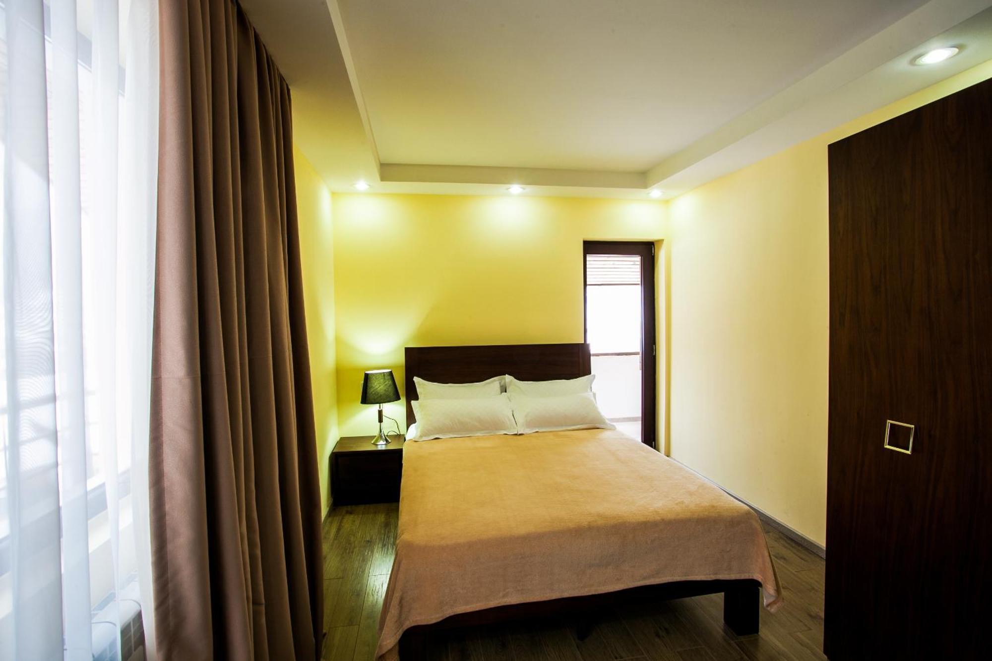 Crystal Hill Resort Bakuriani Bagian luar foto