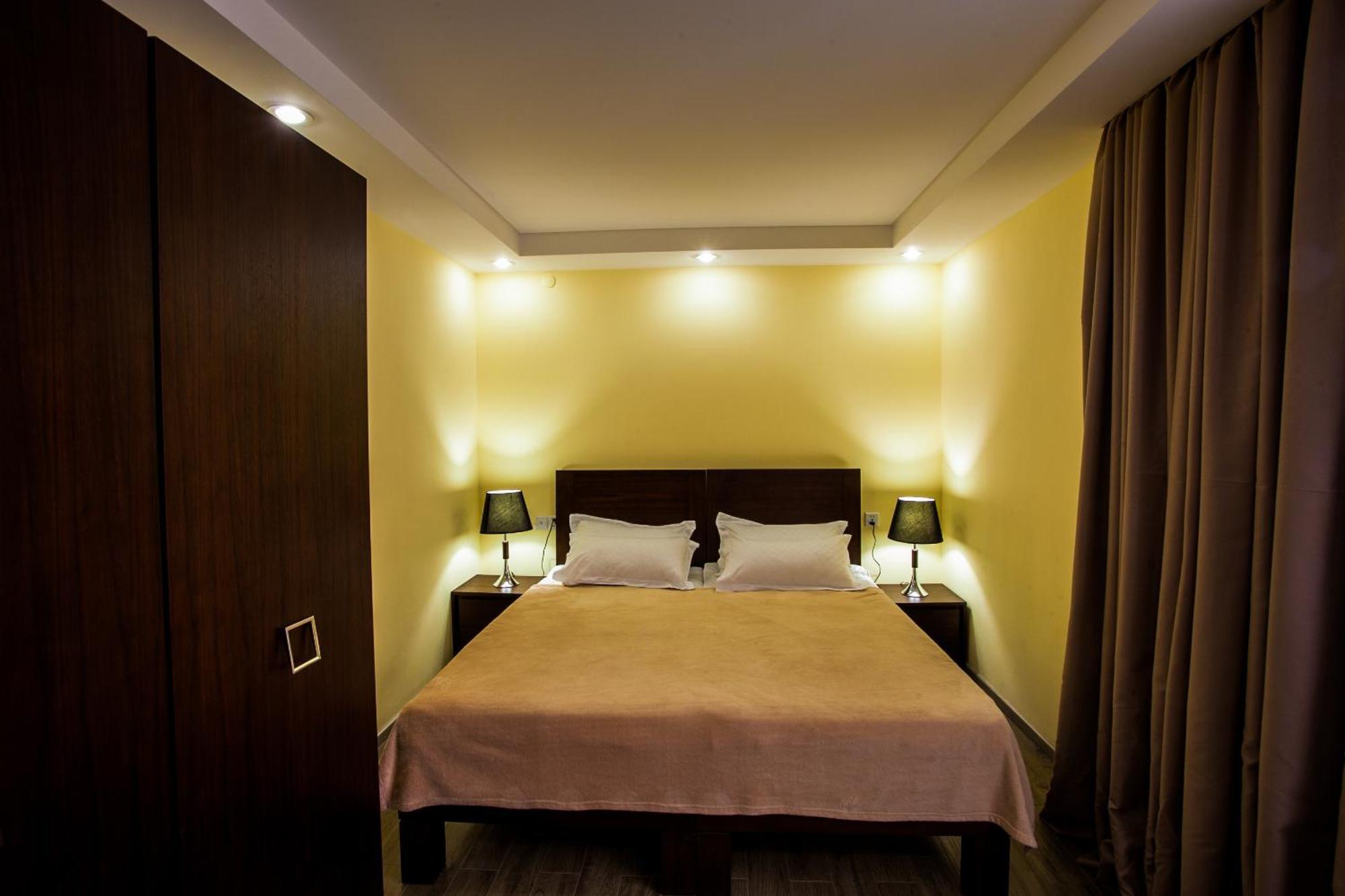 Crystal Hill Resort Bakuriani Bagian luar foto